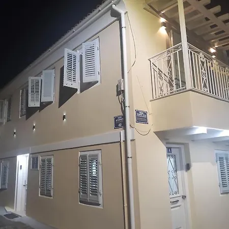Lägenhet Garitsa Corfu (city)