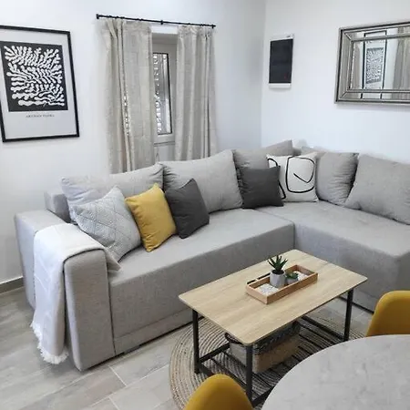 Garitsa * Corfu (city)